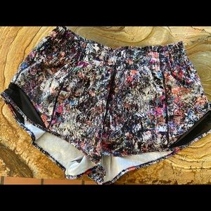 LULU Hottie hot shorts 2in